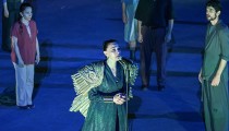 Οι «Πέρσες» του Αισχύλου άνοιξαν με ισχυρό καλλιτεχνικό αποτύπωμα το Διεθνές Φεστιβάλ Αρχαίας Ολυμπίας 2026 [PHOTOS]