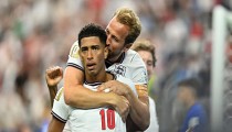 Αγγλία – Κροατία 4-2: «Καταιγιστικοί» στην επίθεση οι Άγγλοι, «λύγισαν» τον φοβερό Λιβάκοβιτς στο ντέρμπι του 12ου ομίλου