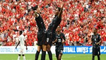 Καναδάς – Κατάρ 6-0: Οι οικοδεσπότες διέλυσαν τους Καταριανούς και έγραψαν ιστορία στο Μουντιάλ