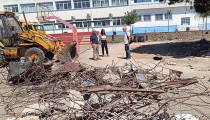 Ο Δήμος Πύργου κατεδάφισε παλιό κτίσμα στο προαύλιο του 2ου Δημοτικού Σχολείου [PHOTOS]
