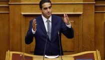 Μιχάλης Κατρίνης: «Καμία στήριξη από την κυβέρνηση στους παραγωγούς πορτοκαλιού της Ηλείας»