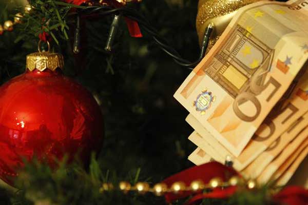 Δώρο Χριστουγέννων: Πώς να υπολογίσετε το ποσό που δικαιούστε