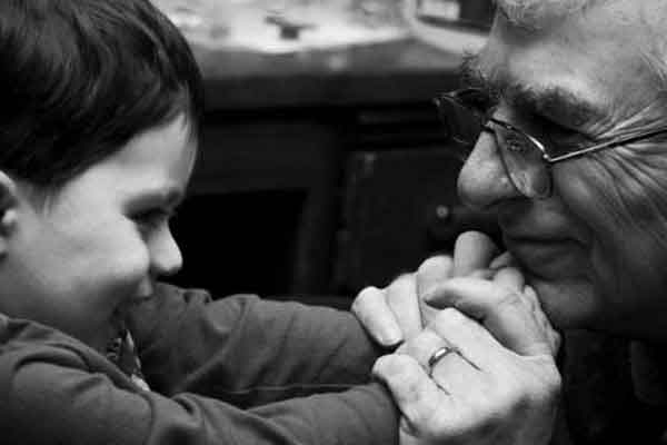 Ερευνα-σοκ: Το 2020 οι ηλικιωμένοι θα ξεπεράσουν για πρώτη φορά τα παιδιά