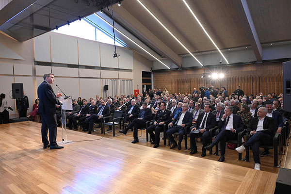 linardos eldap ypografi mnimoniou2