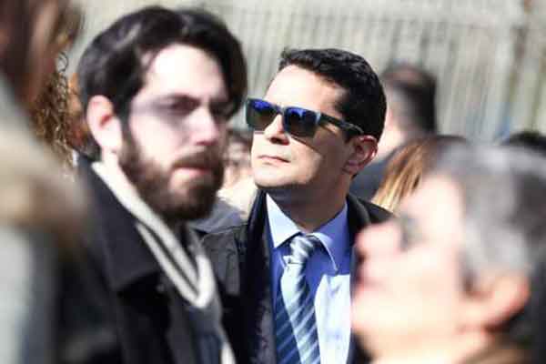 Σοκ για 900.000 ασφαλισμένους: Ερχονται αναδρομικές εισφορές έως και 3.200 ευρώ για δικηγόρους, γιατρούς, αγρότες