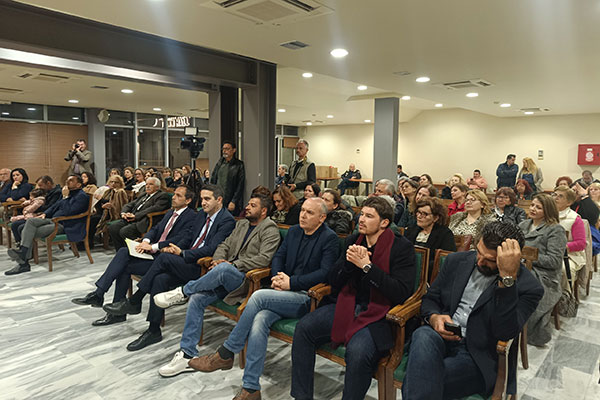 pagkosmia imera ginaikas dimarxeio 20 scaled