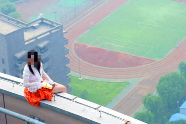 Άλλαξε γνώμη λίγο πριν αυτοκτονήσει αλλά την έριξε ο αέρας