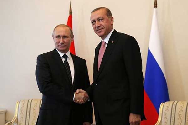 Αλλαγή... σελίδας: Ερντογάν - Πούτιν άφησαν πίσω το παρελθόν και έσφιξαν τα χέρια