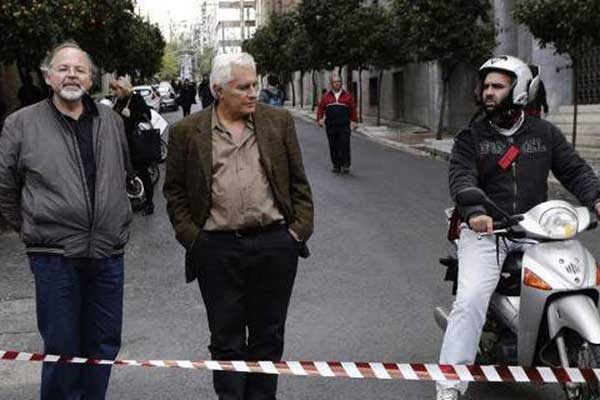 Νέες μειώσεις σε χιλιάδες κύριες συντάξεις από τον Αύγουστο λόγω ΕΟΠΥΥ