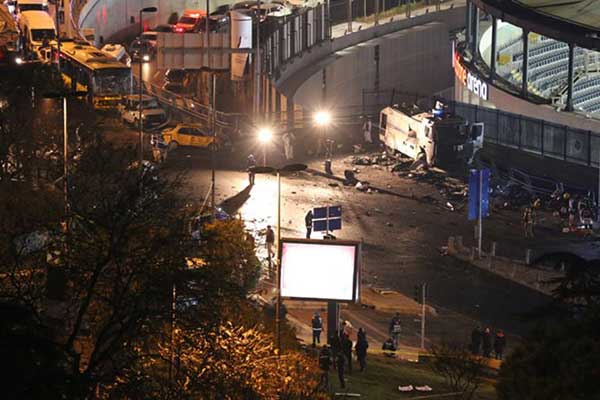 Κωνσταντινούπολη: 29 νεκροί σε 45 δευτερόλεπτα κόλασης από δύο εκρήξεις