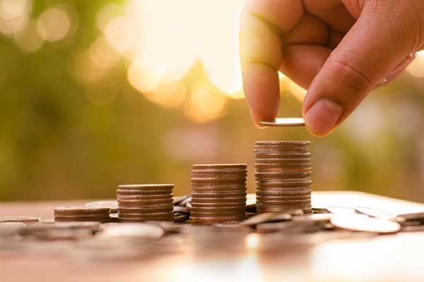 Με φόρο 10% «καθάρισαν» όσοι μπήκαν στη ρύθμιση για το «μαύρο χρήμα»