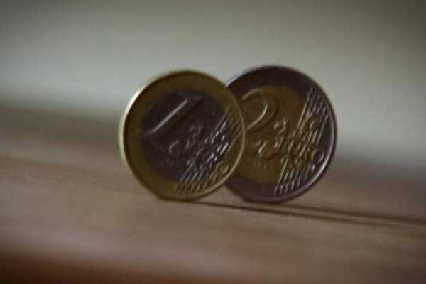 Γερμανικά ΜΜΕ: Κίνδυνος διάλυσης της ευρωζώνης -Αυτή τη φορά για πολιτικούς λόγους