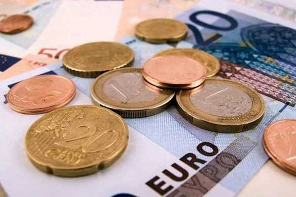 Συντάξεις: Βόμβα για 2.500.000 συνταξιούχους με μειώσεις ως 32% [πίνακες]