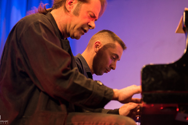 Αμαλιάδα: Δυο εξαιρετικές μουσικές βραδιές με τον Στέφανο Κορκολή... [PHOTOS]