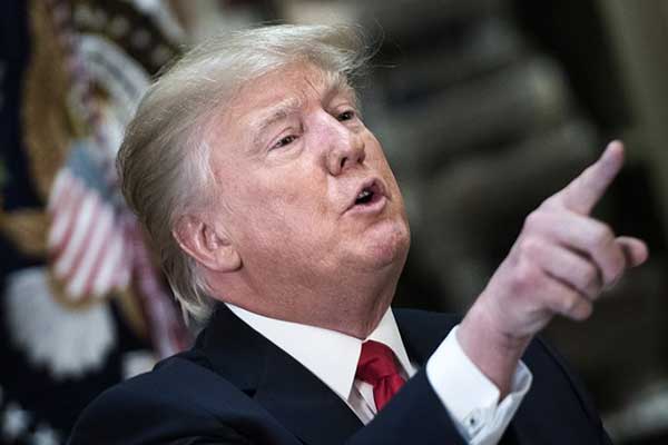 Με το... δάχτυλο στην σκανδάλη ο Τραμπ: «Η Βόρεια Κορέα πάει γυρεύοντας για προβλήματα»