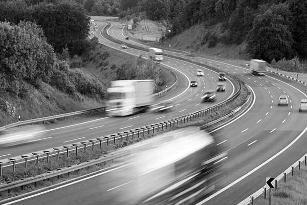 Σε «ομηρία» τα αγροτικά προϊόντα της Ηλείας