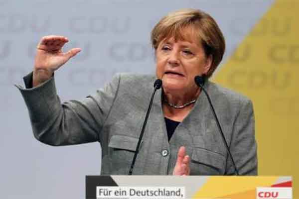 Μέρκελ: Μη στοχοποιείτε τους Ελληνες -Εχουν τη δική τους αξιοπρέπεια
