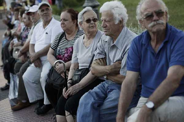 Συντάξεις Νοεμβρίου 2016: Πότε πληρώνουν ΙΚΑ, ΟΓΑ, ΟΑΕΕ, ΝΑΤ και Δημόσιο