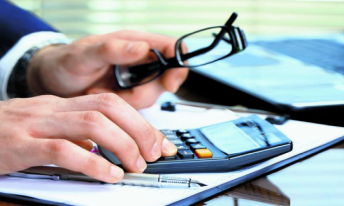 Συντάξεις σε Δημόσιο – ΙΚΑ : 500.000 εργαζόμενοι μπορούν να φύγουν πριν τα 60 έτη [Πίνακες]