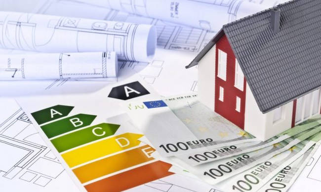 «Εξοικονομώ κατ' οίκον»: «Παγώνει» η υποβολή αιτήσεων - Κατέρρευσε το σύστημα