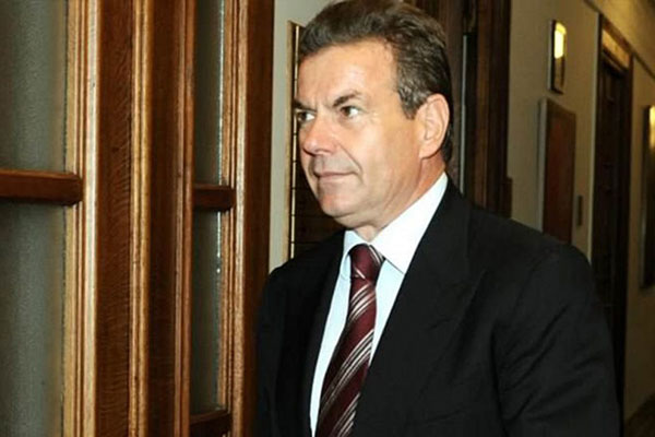 Πετρόπουλος: Οι περικοπές στις συντάξεις θα εφαρμοστούν κανονικά