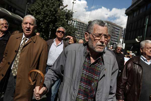 Ποιοι καλούνται να επιστρέψουν τις προσωρινές συντάξεις