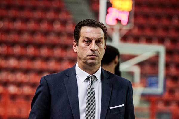 Απαρηγόρητος ο Καλαμπάκος: "Αν έχει... τρυπηθεί Έλληνας σήμερα, θα τον βρω και θα τον σκίσω"!