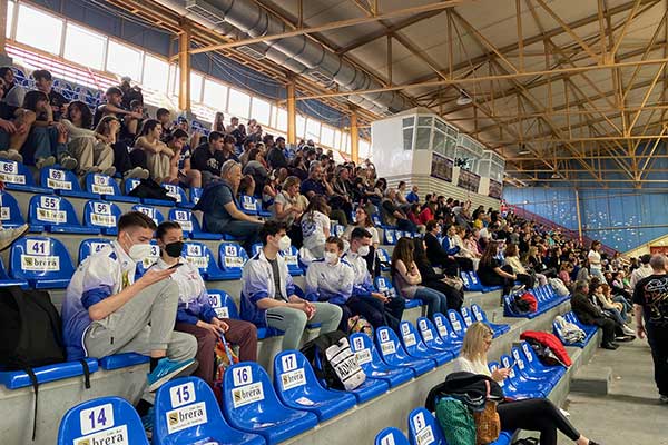 ΤΡΑΜΠΟΛΙΝΟ 5