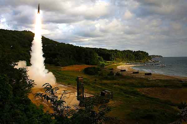 Παγκόσμια ανησυχία: Η Βόρεια Κορέα εκτόξευσε νέο πύραυλο πάνω από την Ιαπωνία