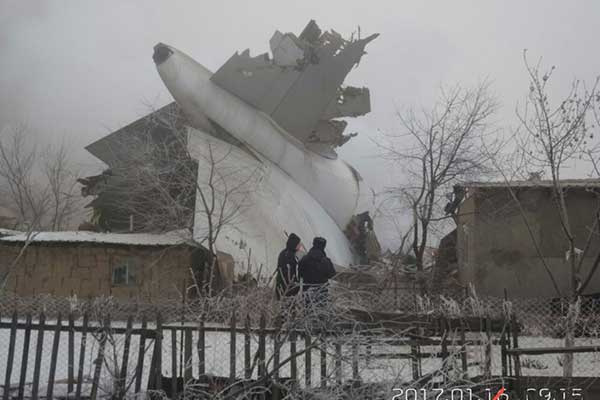 Τραγωδία: Αεροσκάφος των Turkish Airlines συνετρίβη σε σπίτια - 32 οι νεκροί