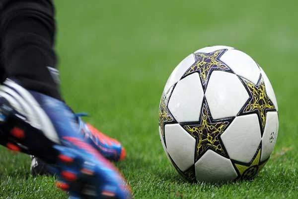   Κρίσιμη συνεδρίαση στην ΕΠΟ Εντολή FIFA, UEFA για επανεκκίνηση των πρωταθλημάτων, αλλά όλα θα κριθούν αύριο