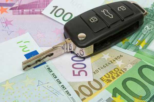 Τέλη κυκλοφορίας 2017: Πώς θα τα τυπώσετε, μέχρι πότε πρέπει να πληρώσετε