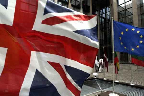 Στις Βρυξέλλες τη Δευτέρα ανοίγουν οι διαπραγματεύσεις για το Βrexit