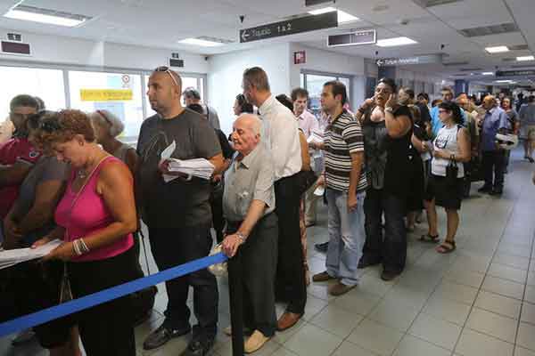 Μέχρι και 100% η αύξηση φόρων στα "ραβασάκια" της εφορίας