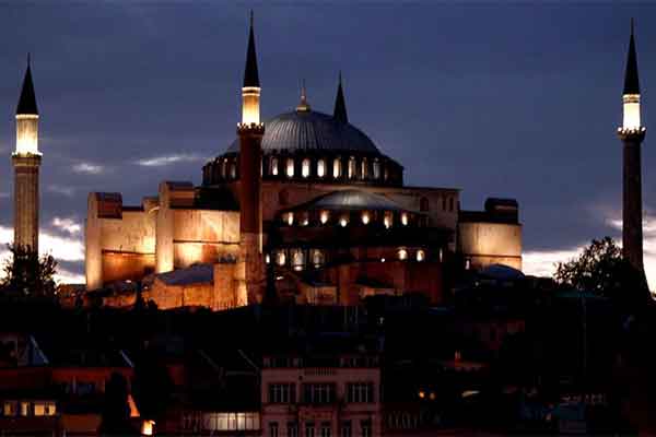 Στέιτ Ντιπάρτμεντ: Η Τουρκία να σέβεται την Αγιά Σοφιά, ζητήσαμε την επαναλειτουργία της σχολής της Χάλκης