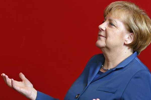Μέρκελ: Η εποχή των προγραμμάτων διάσωσης τελείωσε