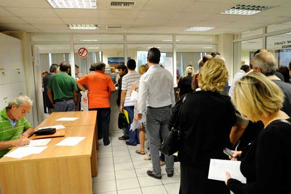 Δεν πληρώνει κανείς -Τα 1,6 δισ. ευρώ έφτασαν τα νέα χρέη των φορολογούμενων σε ένα μήνα!