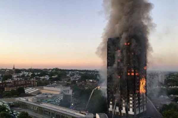 Ασύλληπτη τραγωδία: Στους 58 ανέβηκε ο αριθμός των νεκρών της φωτιάς στο Λονδίνο
