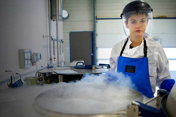 Μια 14χρονη καρκινοπαθής πάγωσε το κορμί της για να «επιστρέψει» στο μέλλον