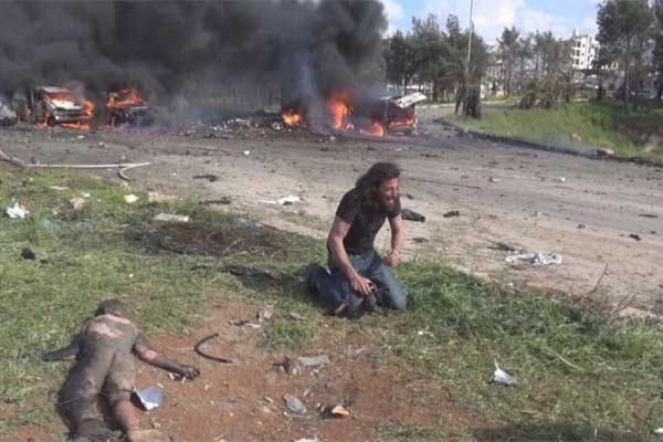 Εικόνες σοκ: Φωτογράφος σπαράζει για τη φρίκη στη Συρία