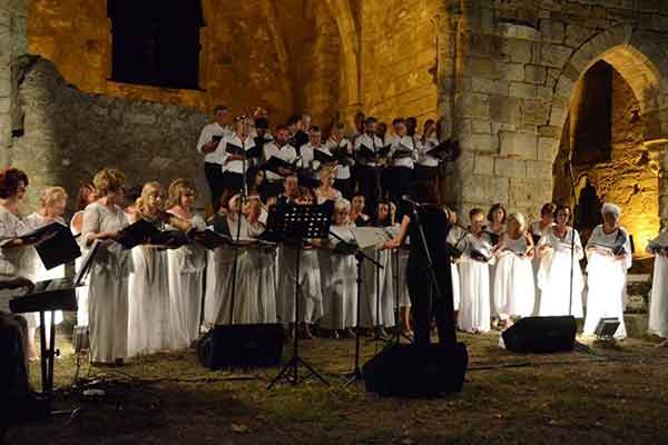 "Όλη η Ελλάδα για τον Μίκη" - Η Χορωδία Μυρτουντίων αύριο στην ιστορική παράσταση – αφιέρωμα στο Καλλιμάρμαρο