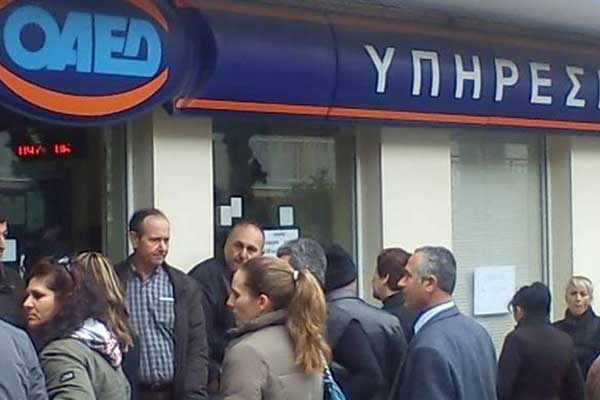 ΟΑΕΔ: Σε ποιους δίνει επιδότηση μέχρι και 20.000 ευρώ για νέο «ξεκίνημα» 