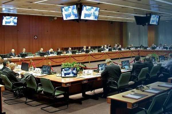 EuroWorking Group: «Πράσινο φως» για την ολοκλήρωση της γ' αξιολόγησης - Στα 6,7 δισ. ευρώ η δόση