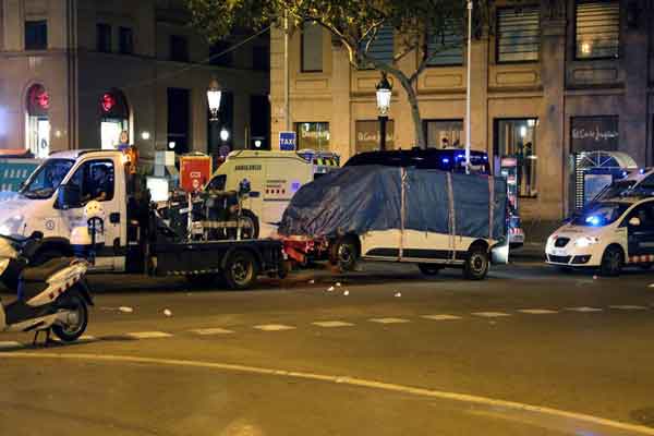 Γιατί το τρομοκρατικό χτύπημα στη Βαρκελώνη διαφέρει από τα υπόλοιπα