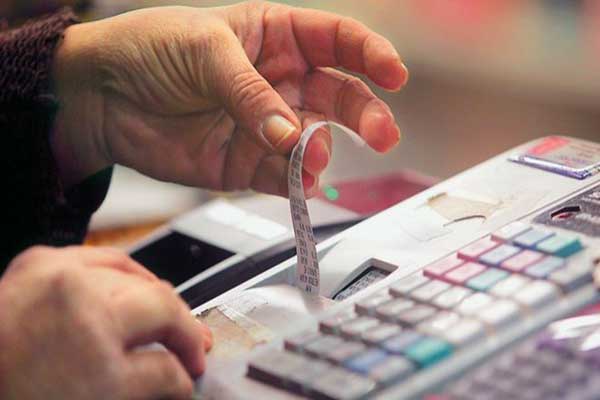 Αφορολόγητο για όλους: Σε ισχύ και οι χάρτινες αποδείξεις