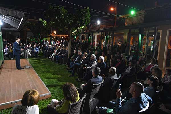 e5a430e9 c75d 4428 849d 30ba191aeb76