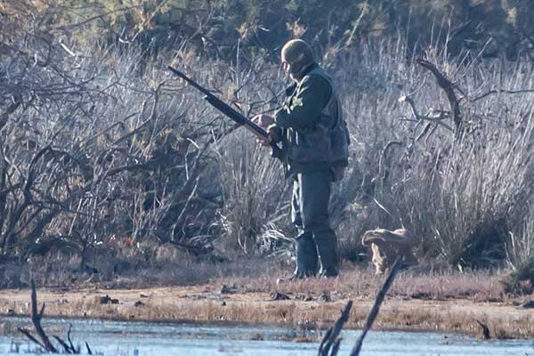 λαθροθηρας-χειμωνα-στροφυλια
