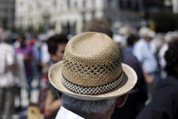 «Βόμβα» για συντάξεις από τον Συνήγορο του Πολίτη: Παράνομες και αυθαίρετες οι μειώσεις στις επικουρικές