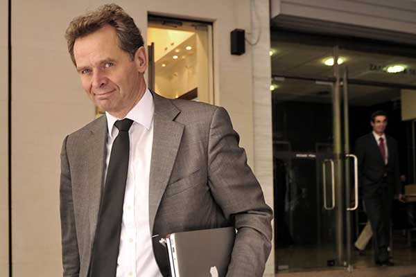 «Μήνυμα» Τόμσεν στην Αθήνα: Διευρύνετε την φορολογική βάση!