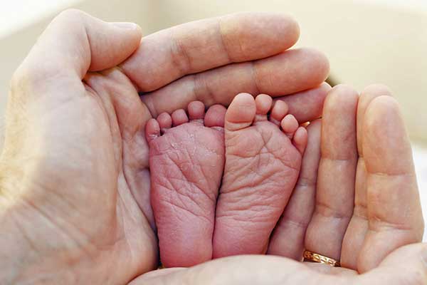 Υπογονιμότητα: Ποια είναι τα ύποπτα συμπτώματα σε άνδρες και γυναίκες